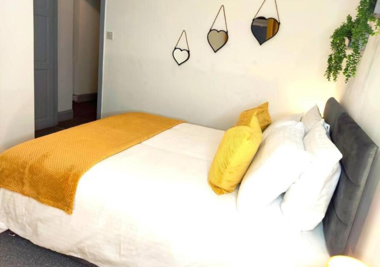 Dundee Football Stadium Apartment Extérieur photo